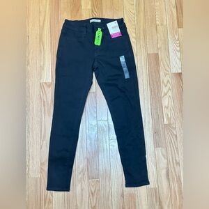 SO Women's Sleek Black Skinny Jeans